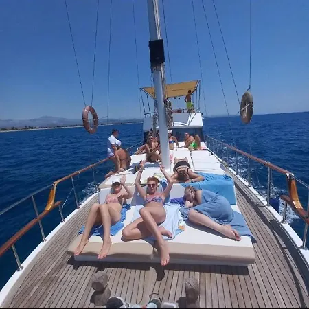 Vip Boat * Σιντέ