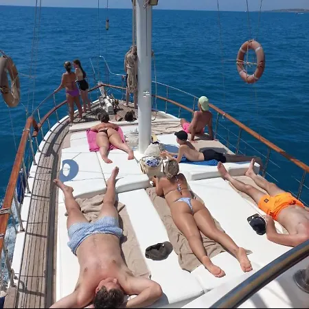 Vip Boat Bådhotel *